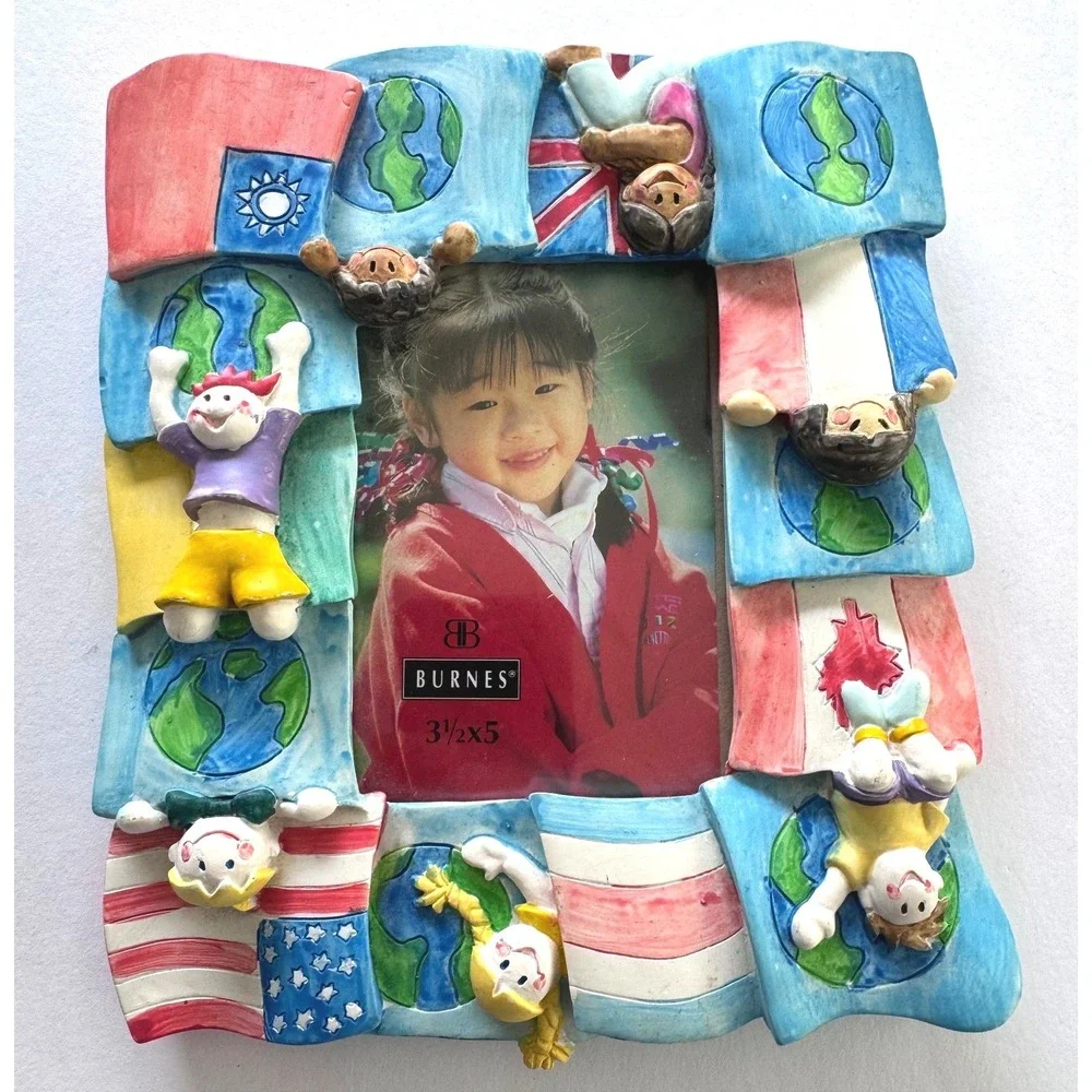 NEW Burnes of Boston Kids Frame 3.5x5 Multi World Flags 90s Schoolhouse